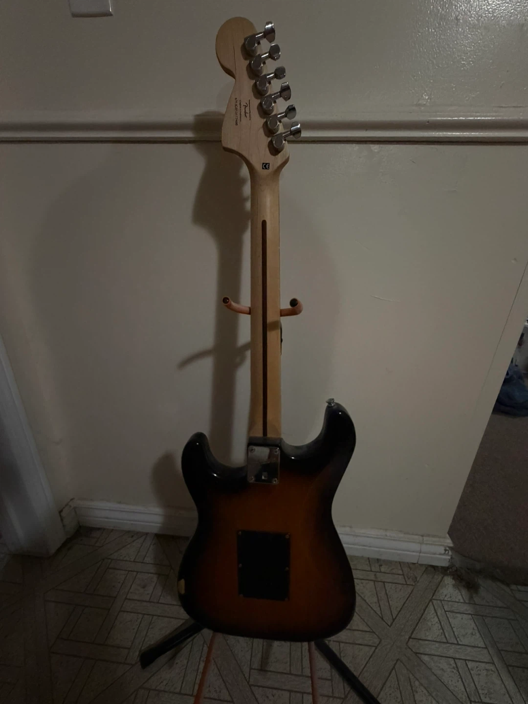 Squier Strat Electric Guitar with Fender 15G Amp - photo 3