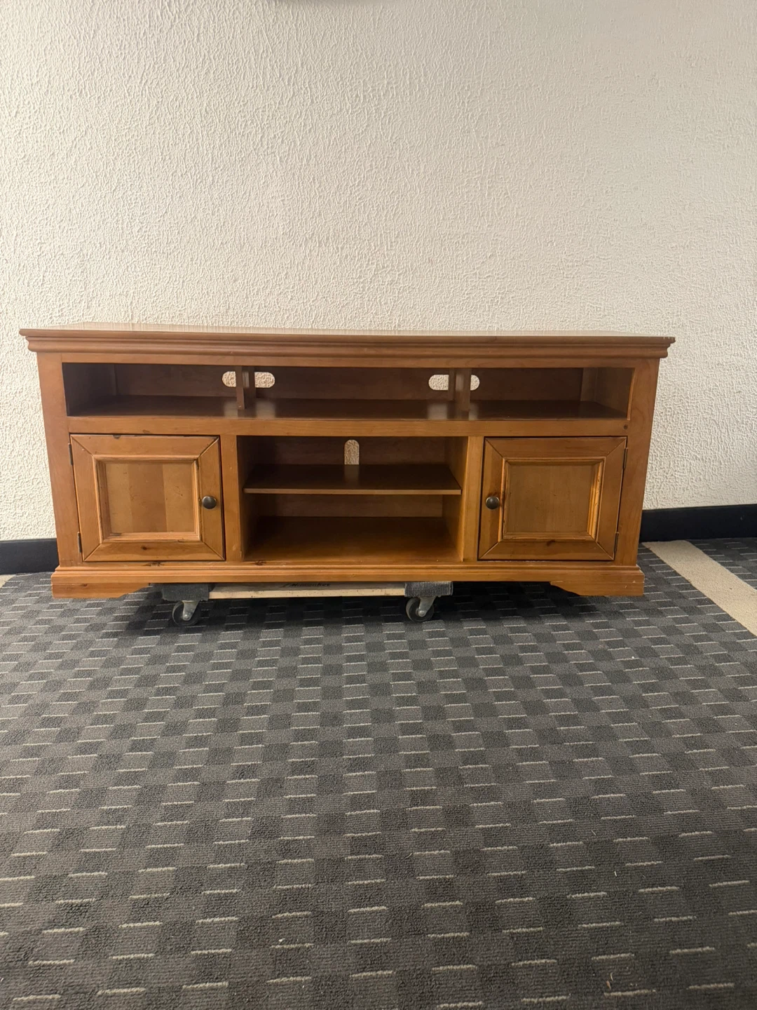 Vaughan Bassett Dark Oak Dresser - 7 Drawers - photo 5