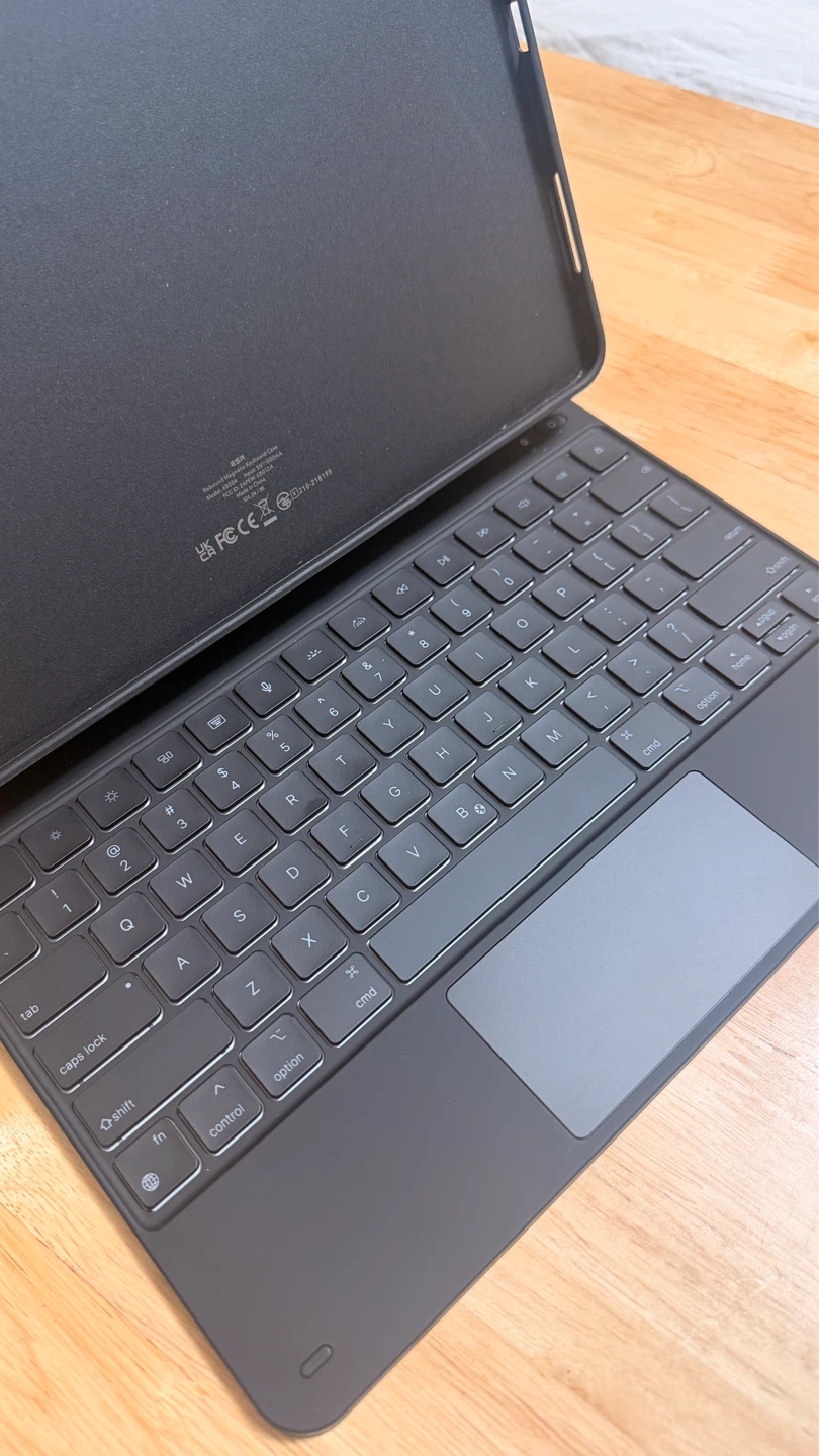 Ipad Air 13 inch case keyboard