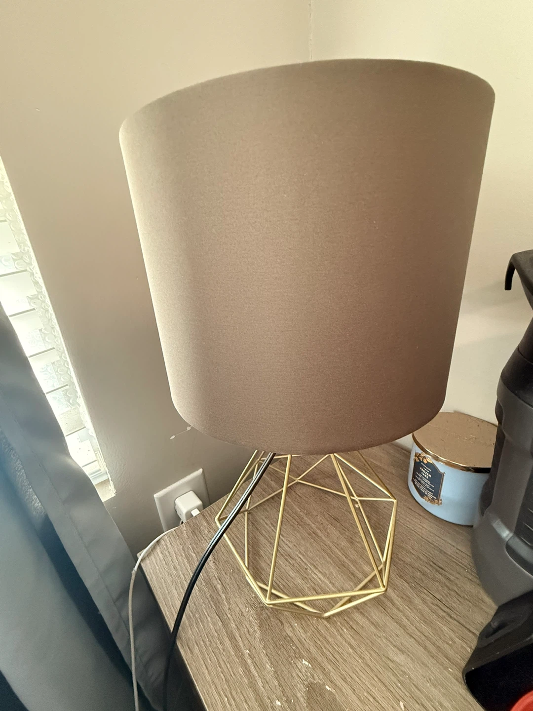 Modern Geometric Base Table Lamp - photo 2