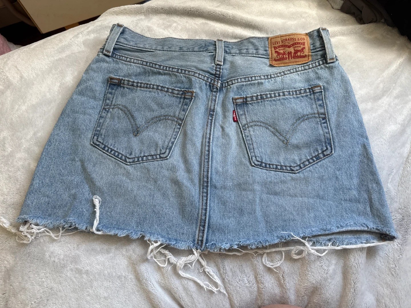 Levi's Denim Skirt Size 28 - photo 2