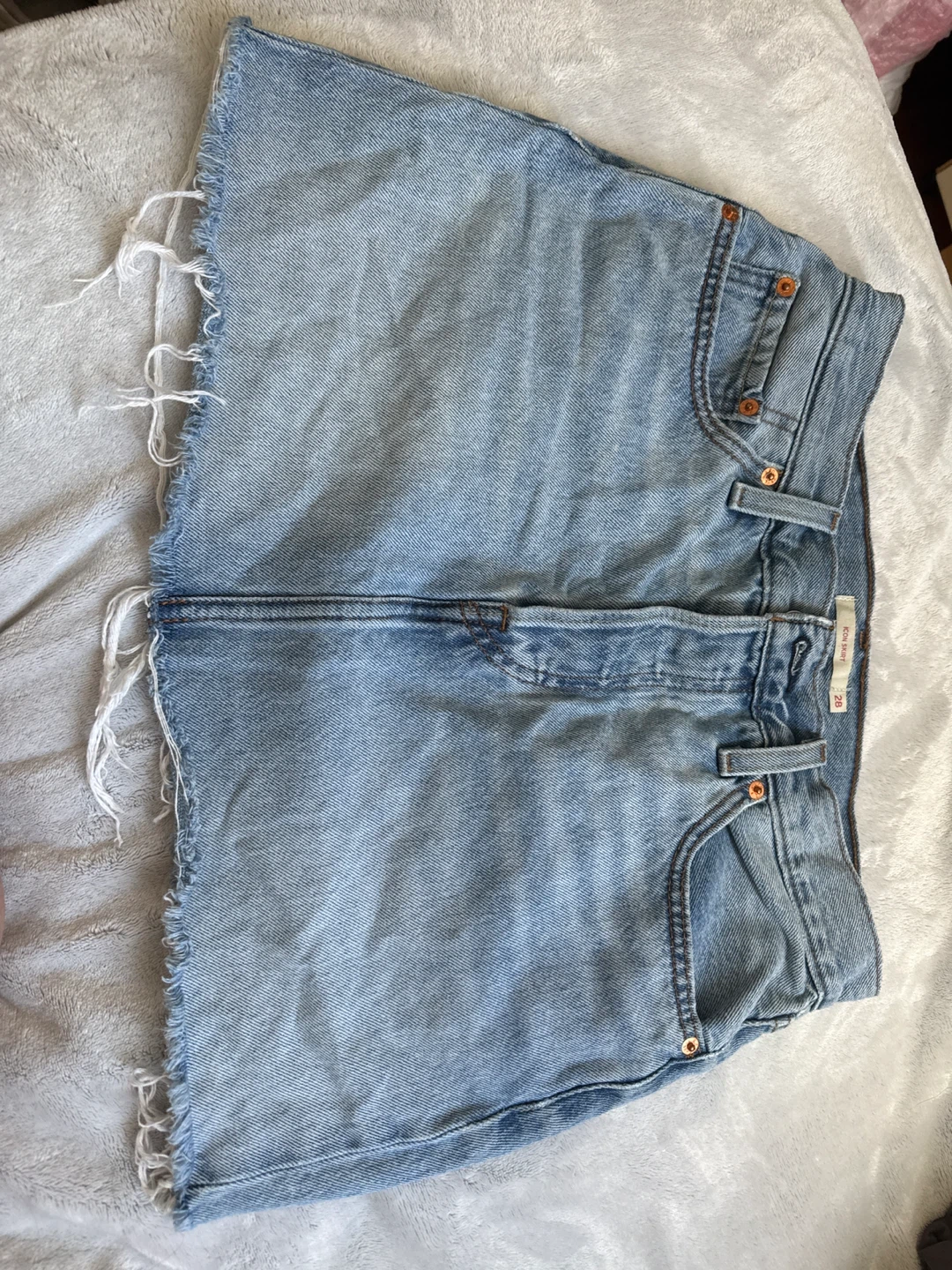 Levi's Denim Skirt Size 28