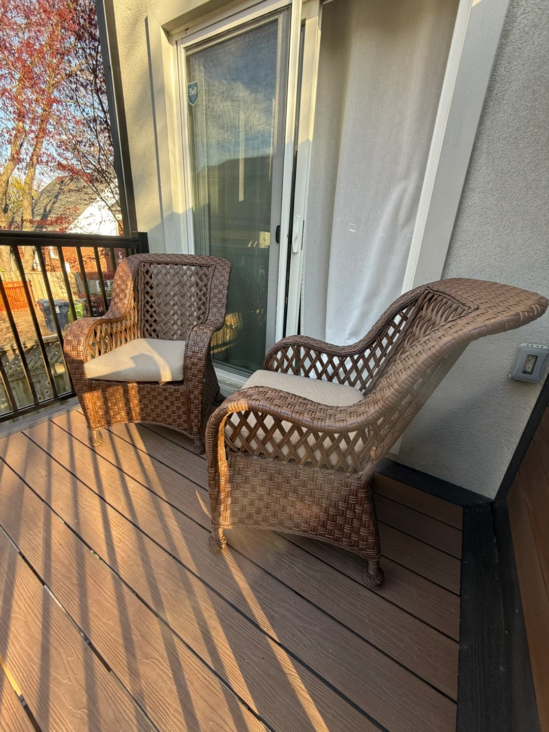 Patio Wicker Chairs – Set of 2 – Excellent Condition - photo 2