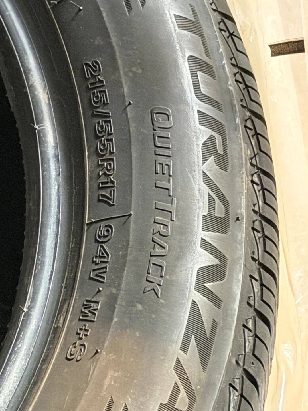 Turanza QuietTrack Tire 215/55R17 94V