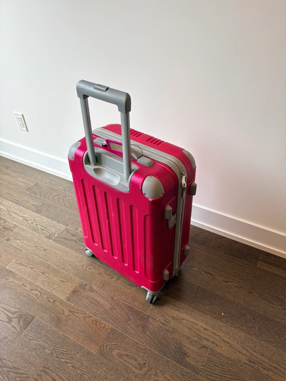 26” pink American Tourister Spinner Luggage - photo 2