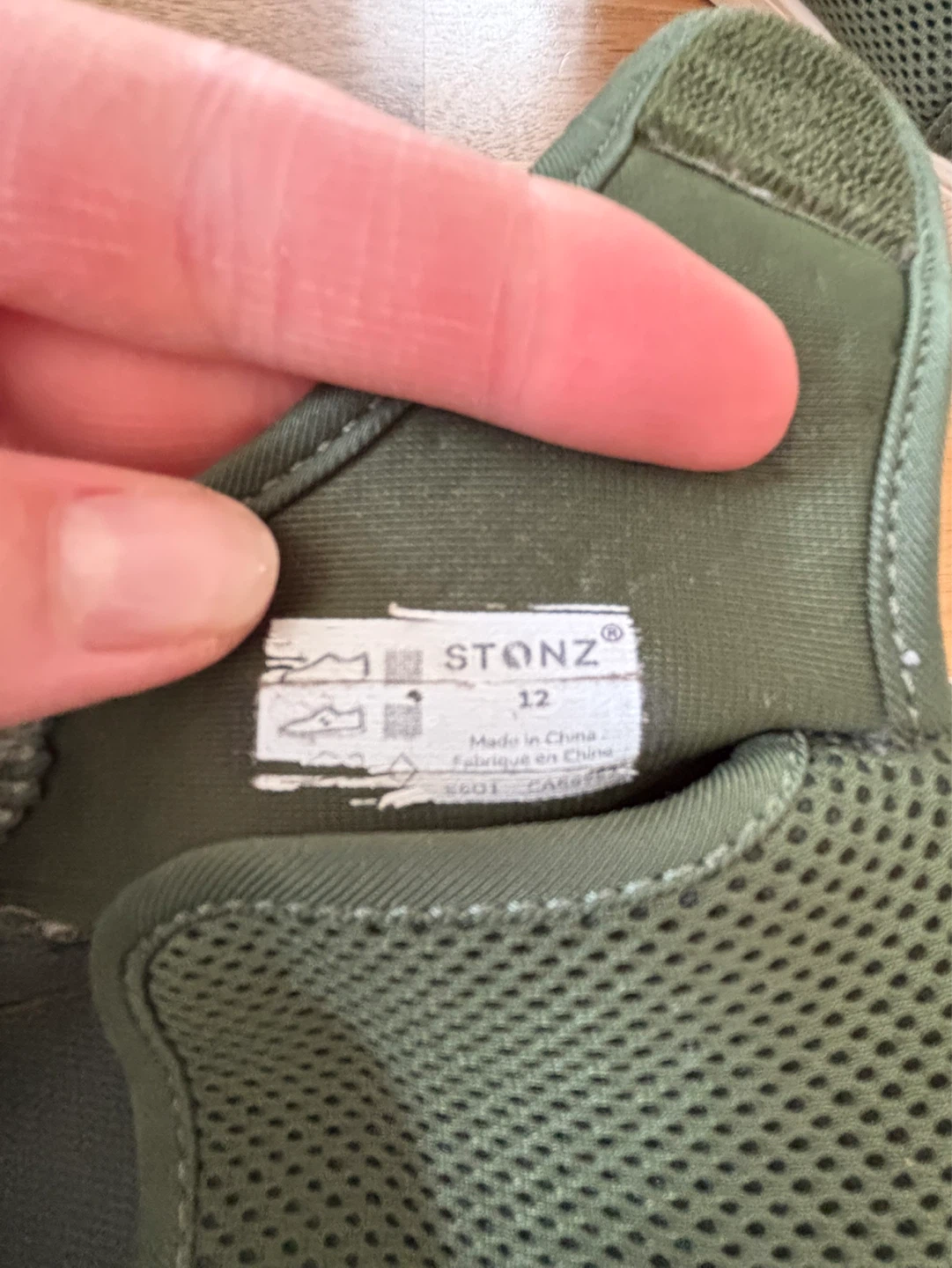Stonz  Shoes Size 12 KIDS Green - photo 3