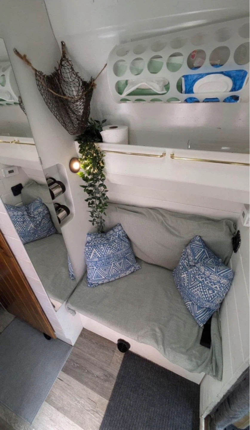 GMC Conversion Van - Camper - photo 4