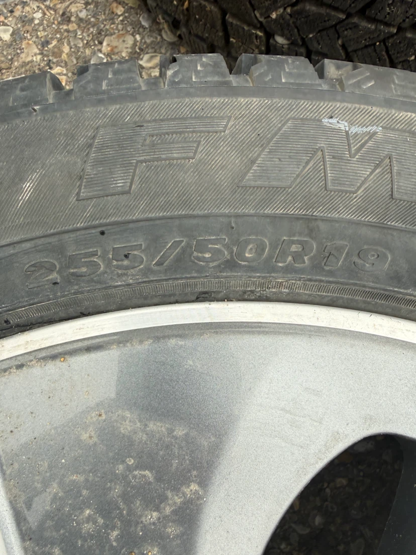 Set of 4 Mercedes-Benz Winter Wheels and Tires - photo 2