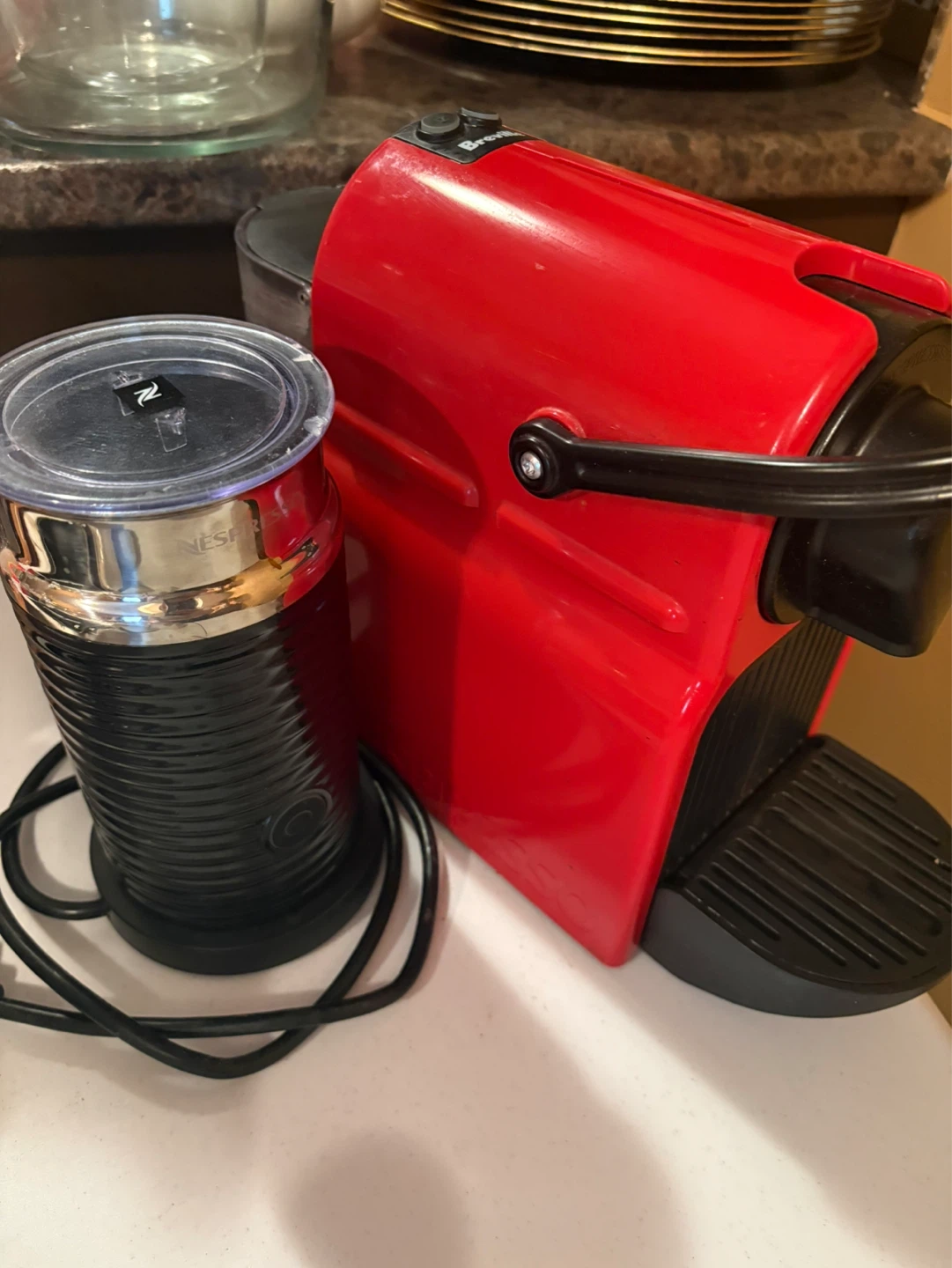 Breville Nespresso Coffee Machine with Milk Frother - photo 2