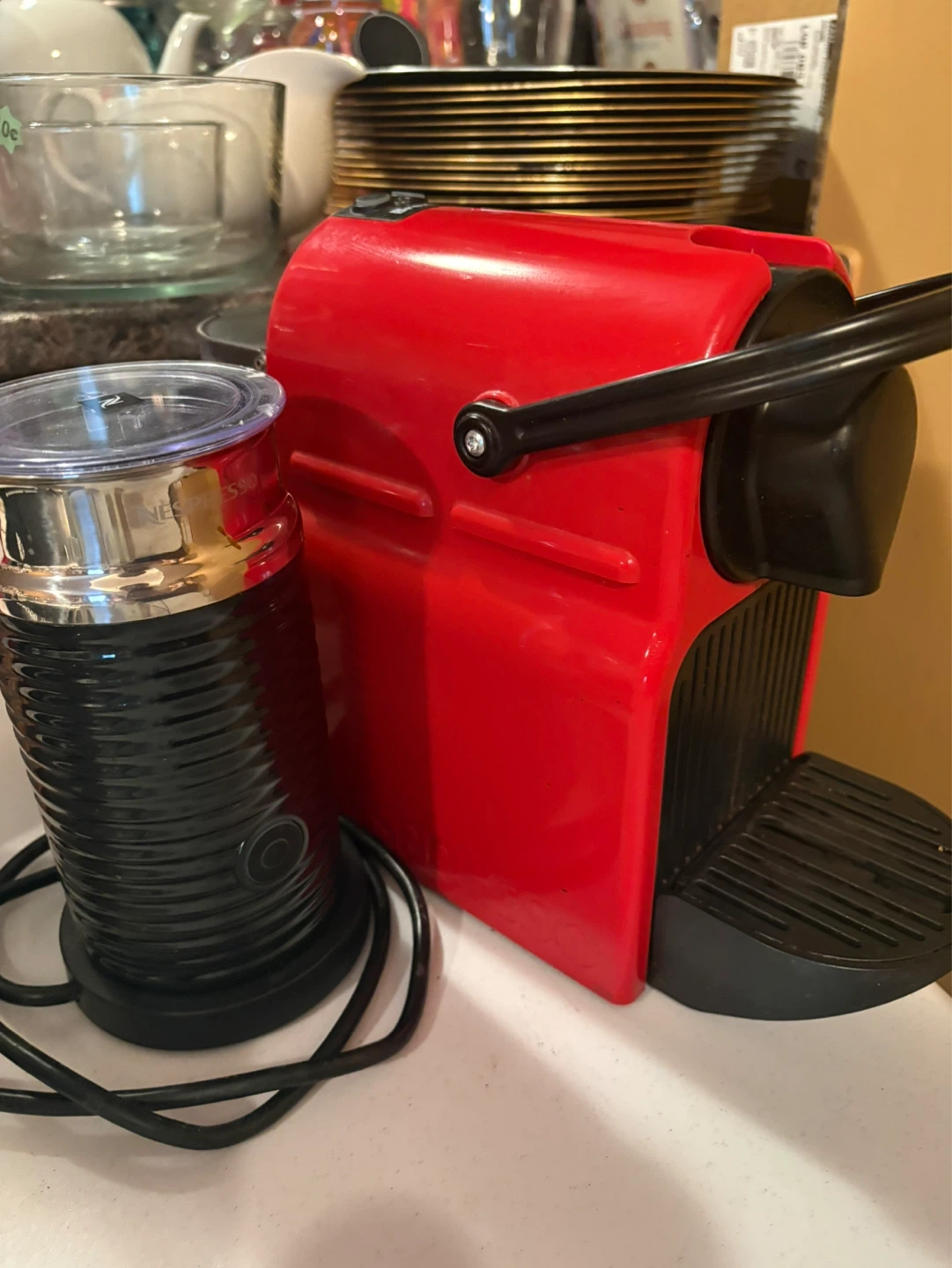 Breville Nespresso Coffee Machine with Milk Frother