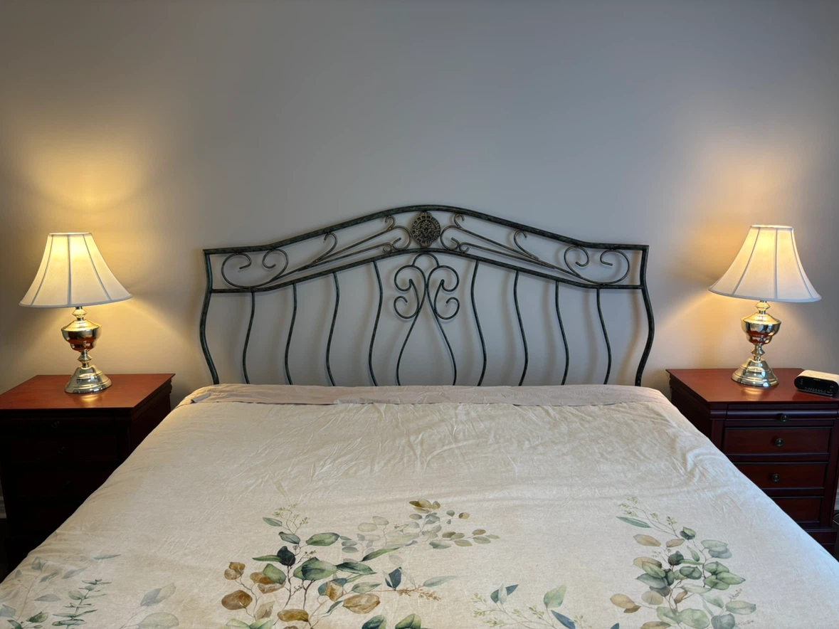 Metal Headboard (King Size) - Green/Gold Finish - photo 2