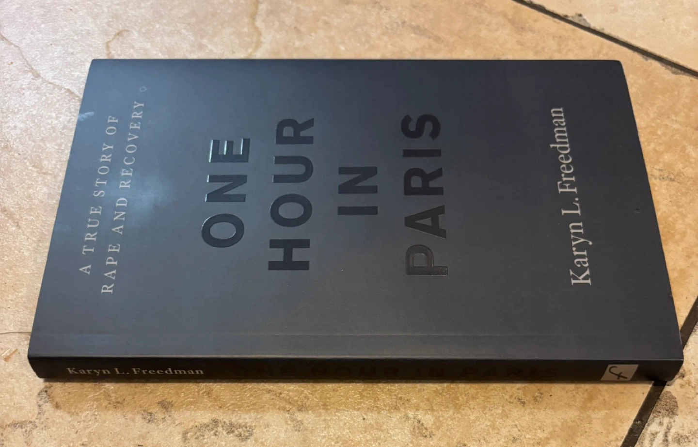 One Hour in Paris - photo 2