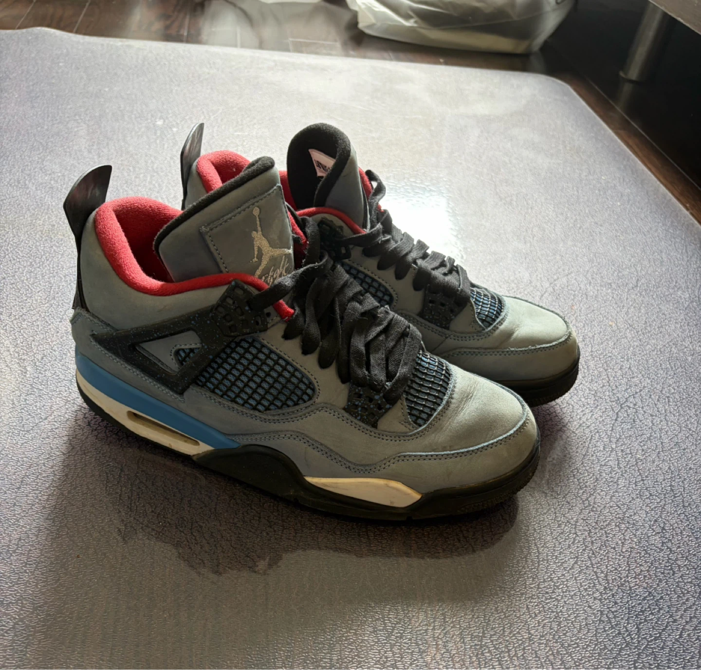 Air Jordan 4 Travis Scott Size 10