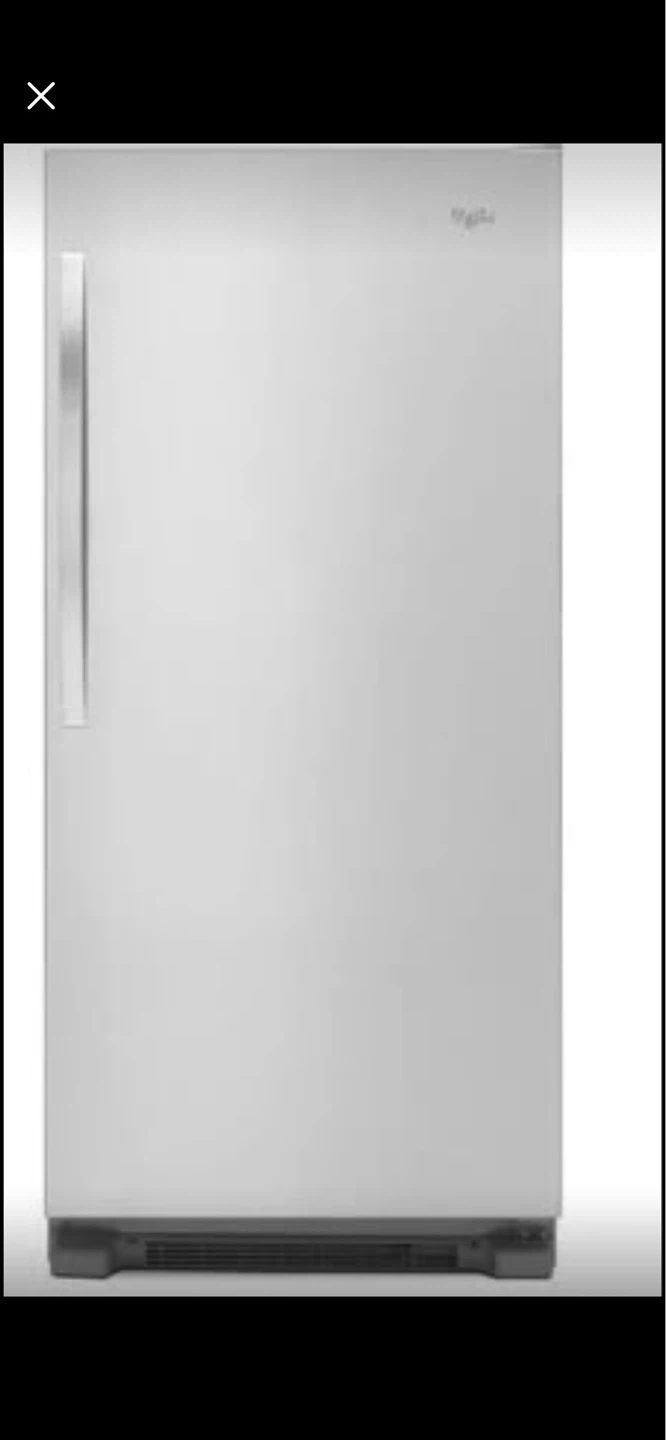 New Frigidaire Top Freezer Refrigerator 18cuft 30” - photo 4