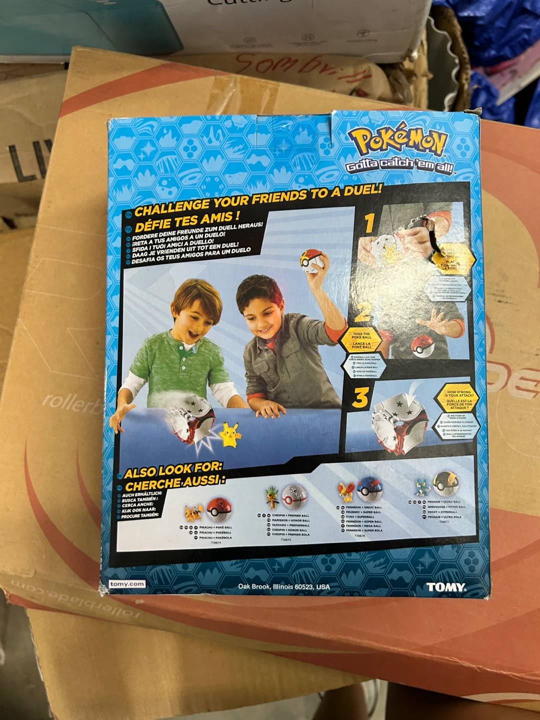 Pokemon Throw 'n' Pop Poké Ball with Pikachu & Cubone - photo 2