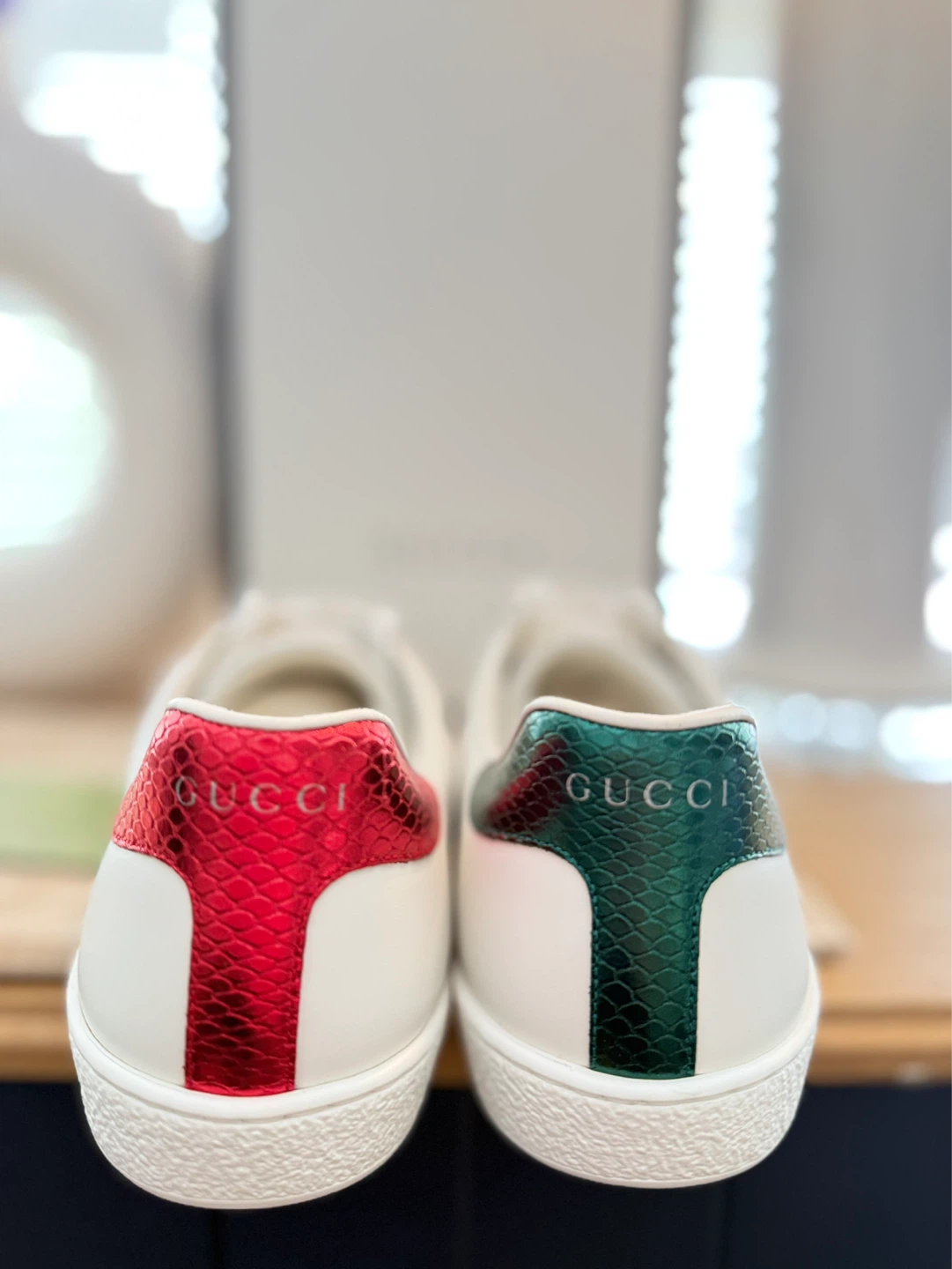 Gucci White Leather Bee Ace Sneakers - photo 2