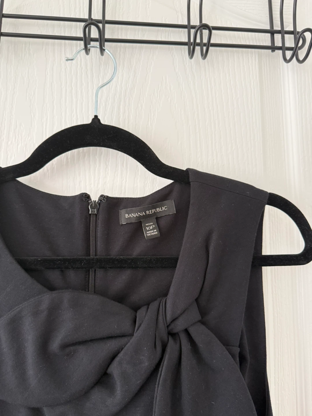 Banana Republic Little Black Dress - photo 4