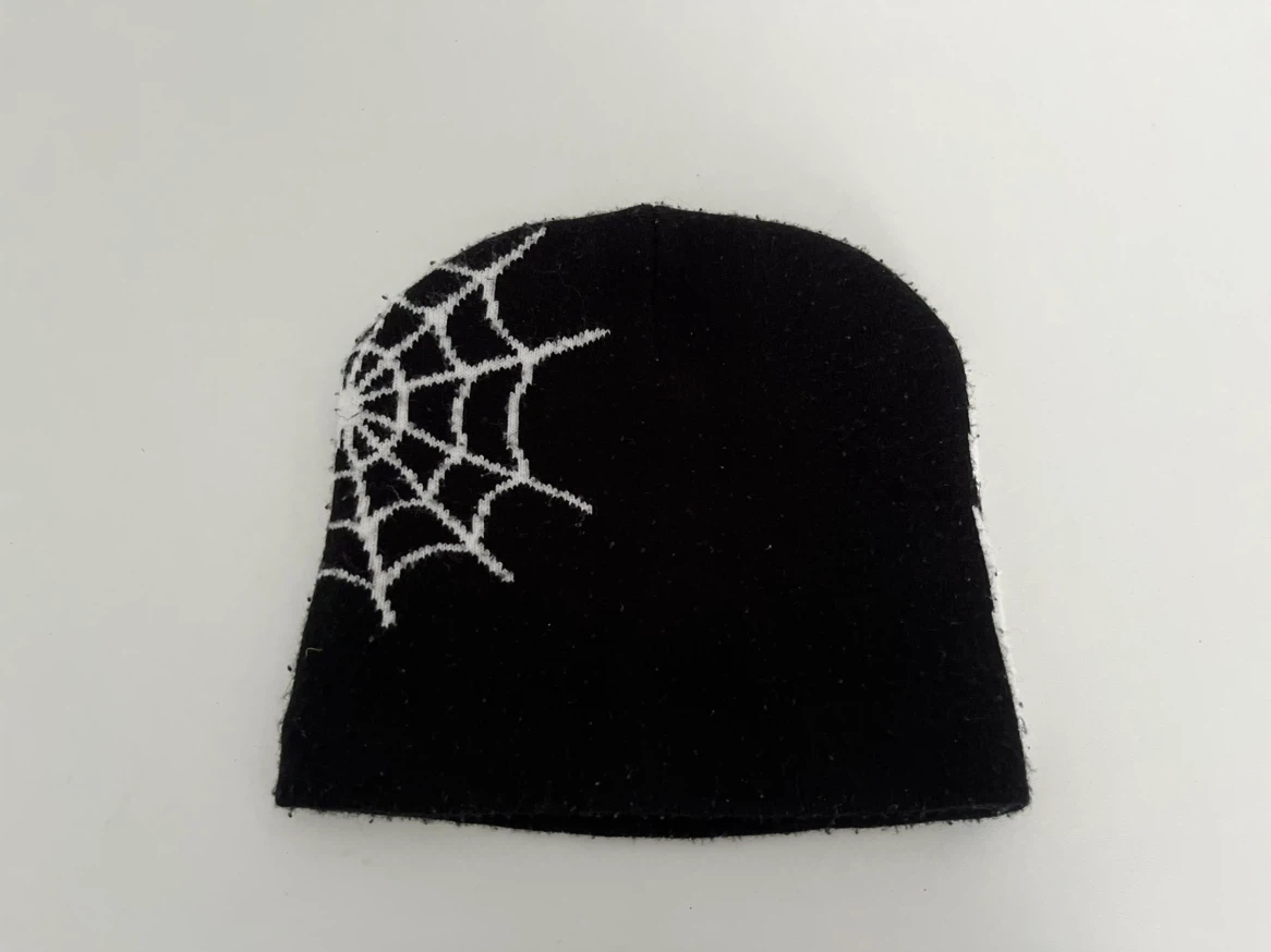 GRIFFY VISIONS Beanie