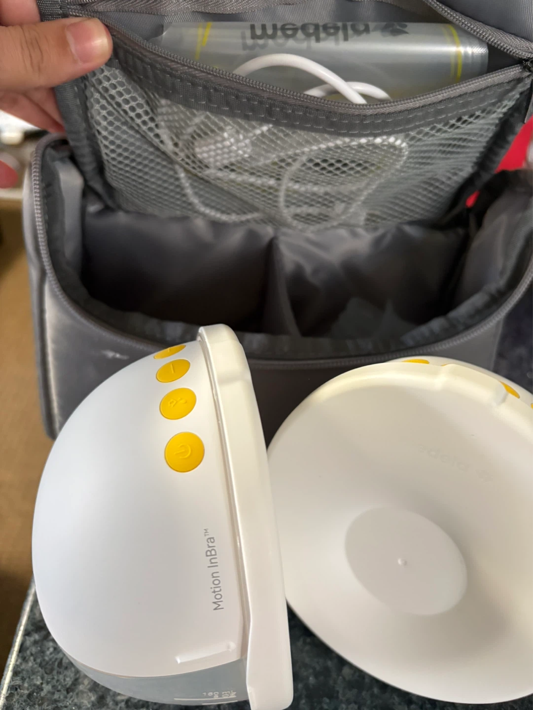 Medela Motion InBra Wearable Breast Pump - photo 2