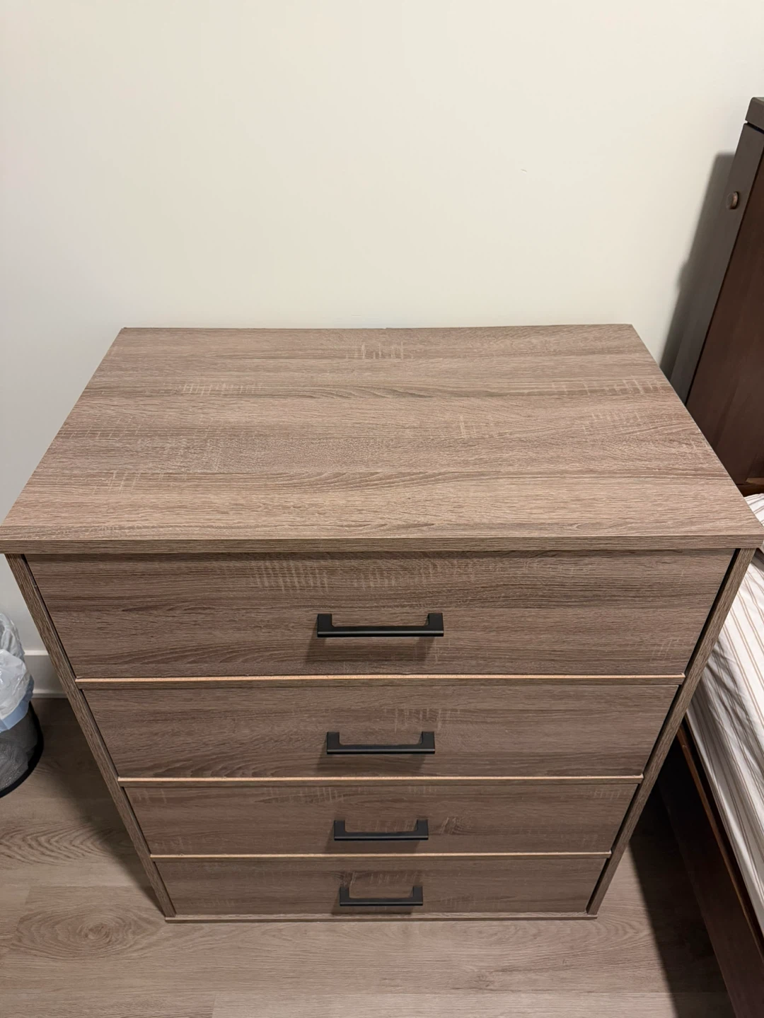 Grey 4 drawer dresser - photo 2
