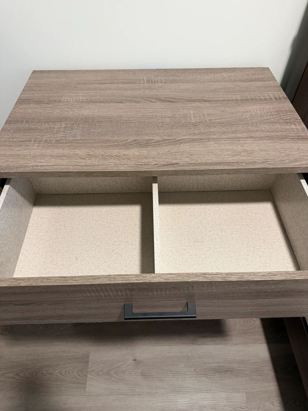 Grey 4 drawer dresser - photo 3