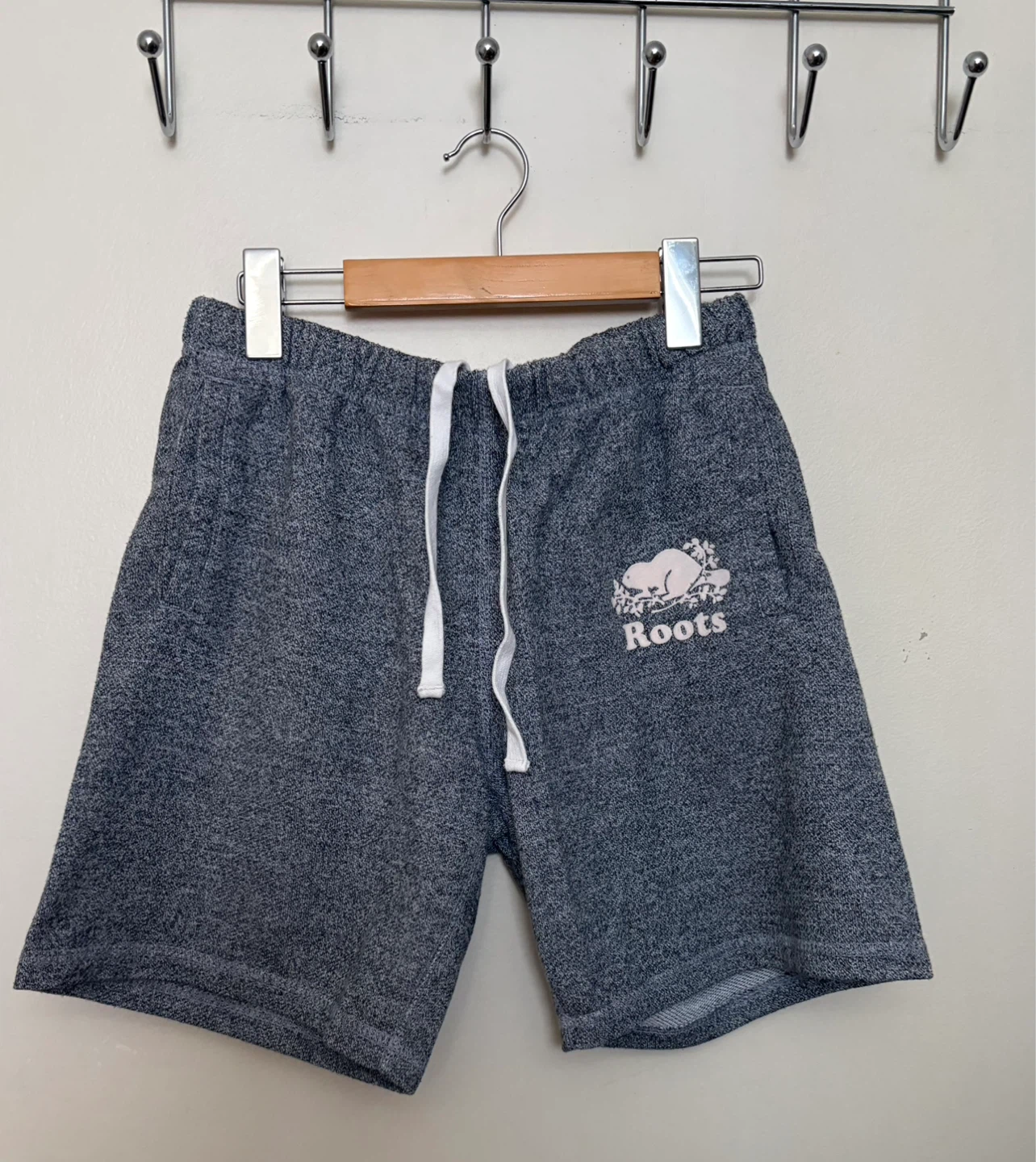 Women’s Roots Salt & Pepper Sweat Shorts-Size Small