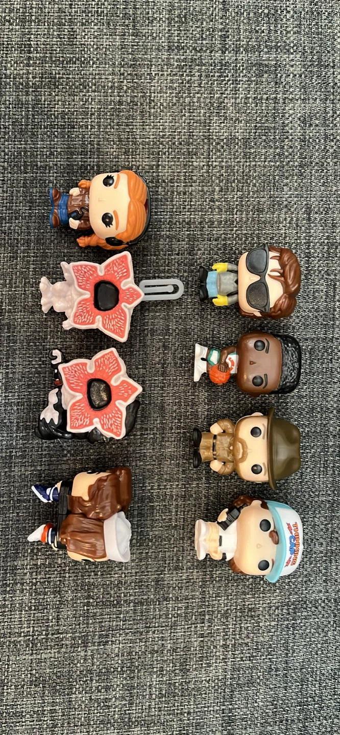 Kinder Joy Stranger Things Figures