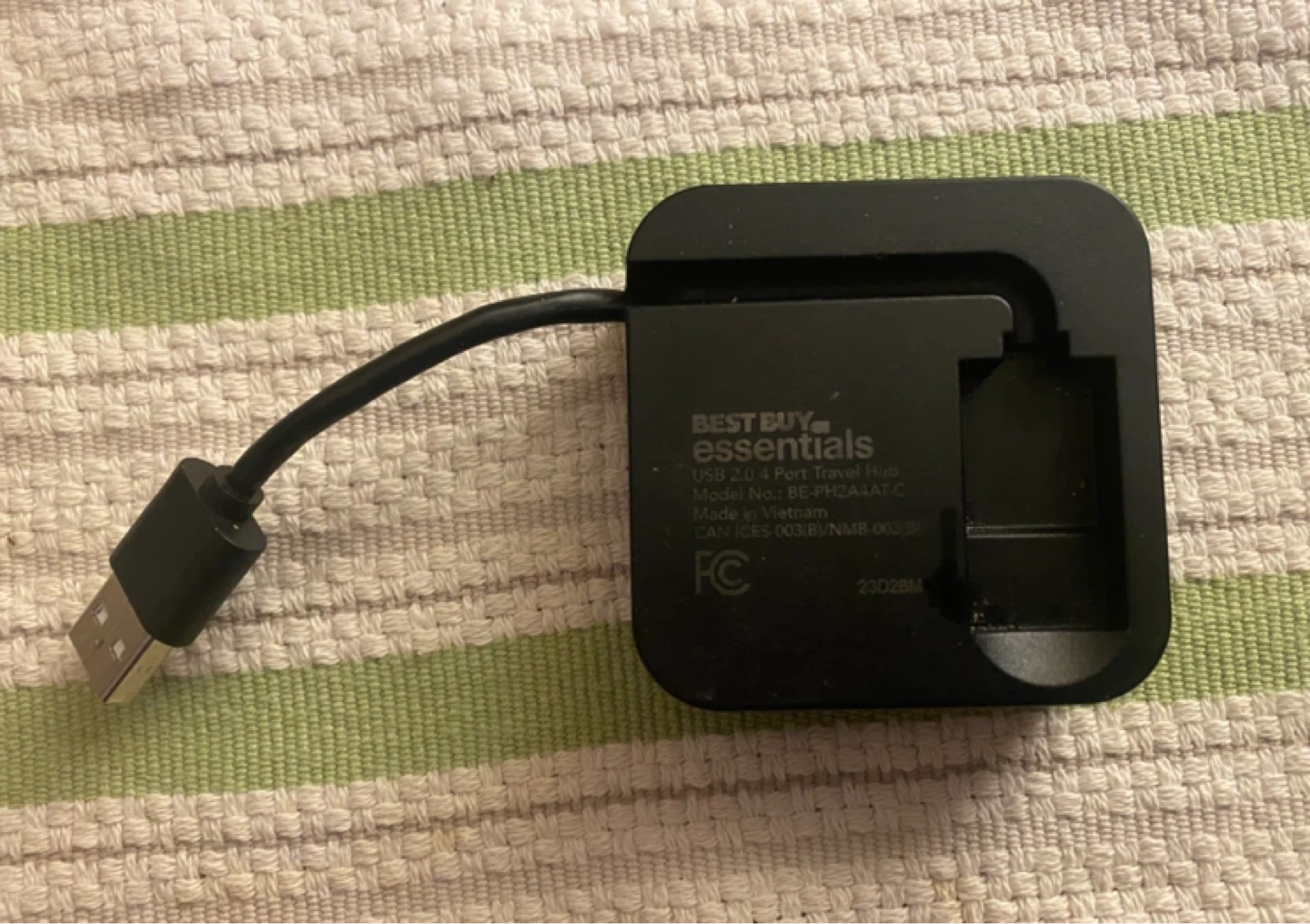 4-Port USB 2.0 Travel Hub - photo 2