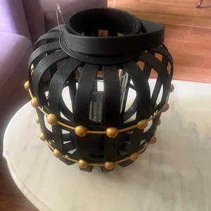 Black and gold lantern