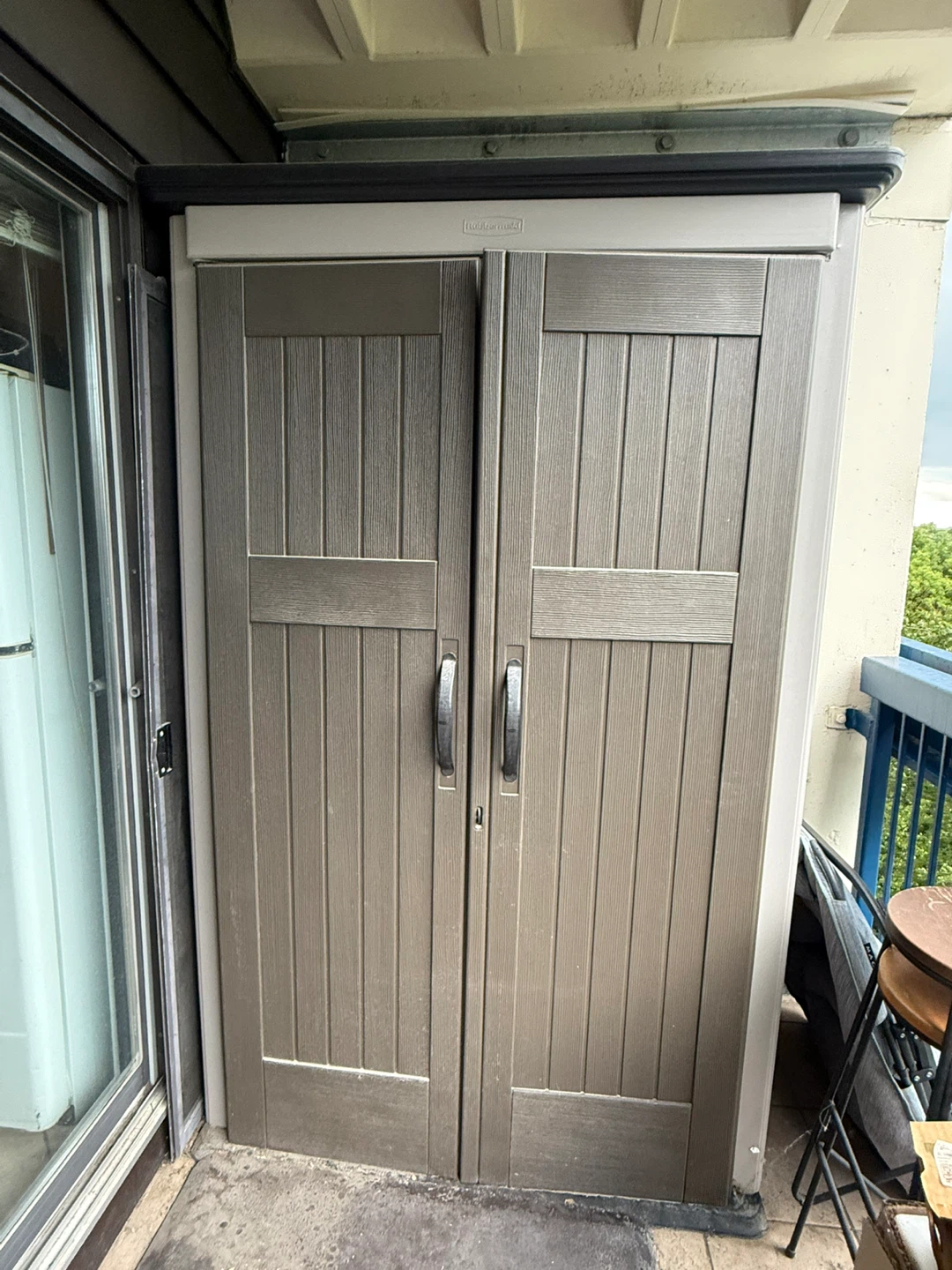 Outdoor shed storage