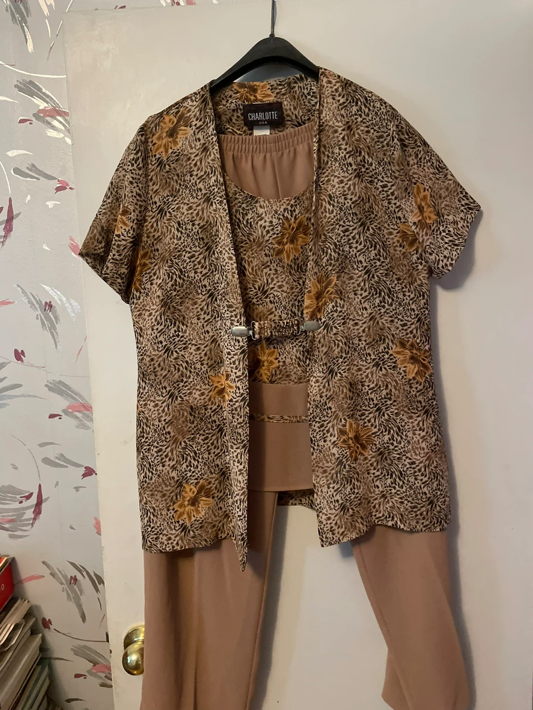 Charlotte USA Women's 3-Piece Outfit