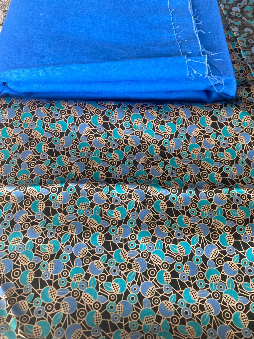 Assorted Fabric Remnants - photo 3