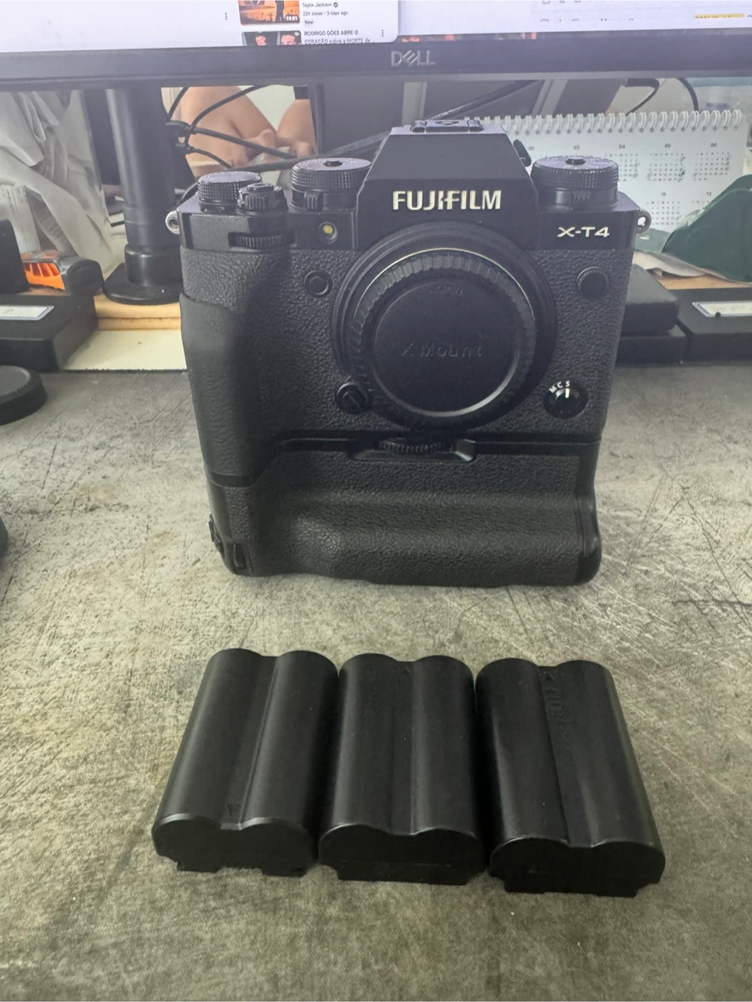 Fujifilm X-T4 Camera with Battery Grip and 3 Batteries