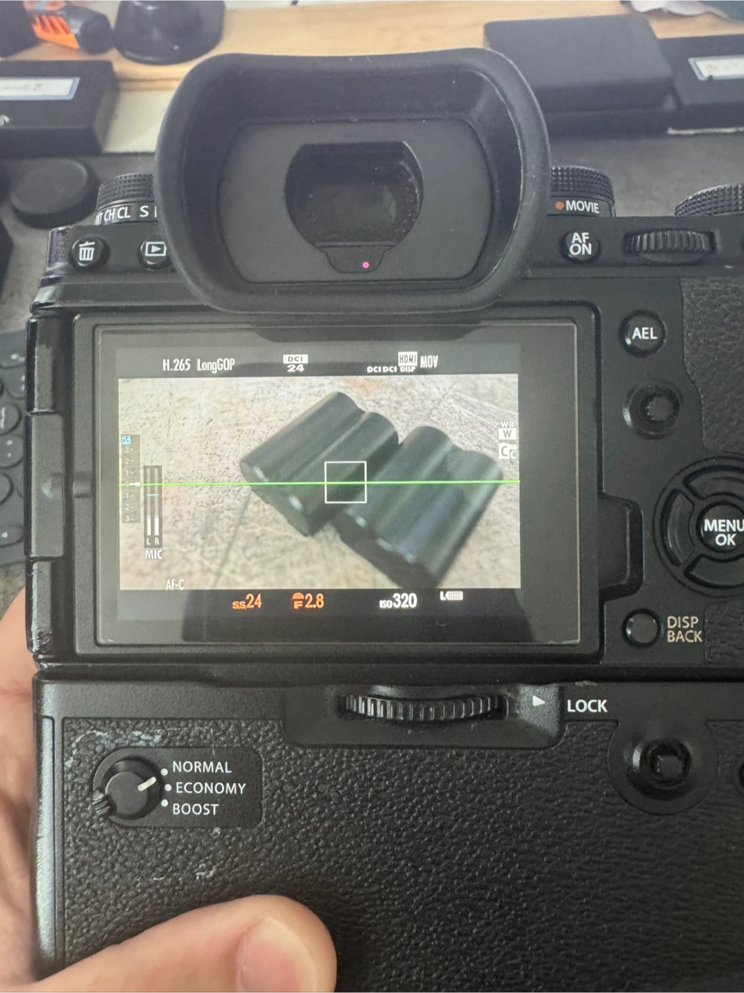 Fujifilm X-T4 Camera with Battery Grip and 3 Batteries - photo 3