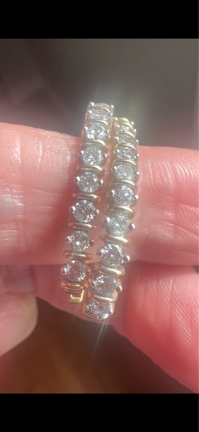 10K Gold Diamond Hoop Earrings - photo 5