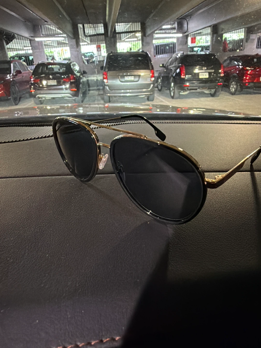 Burberry Sunglasses - photo 2