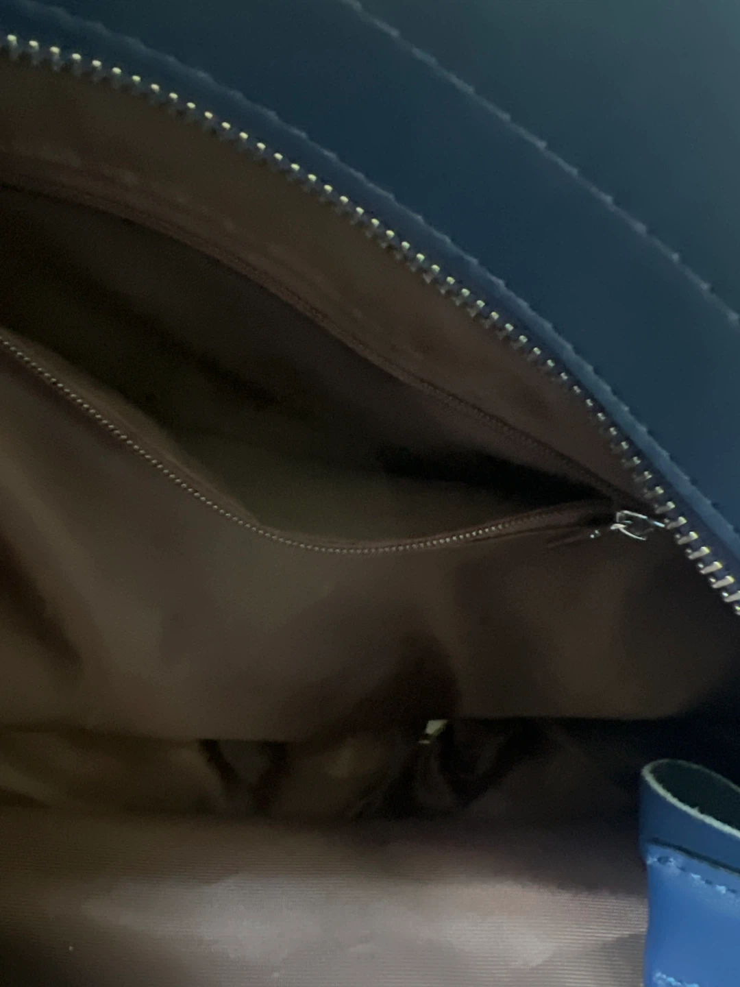 VALUXE Navy Blue Faux Leather Tote Bag - photo 3