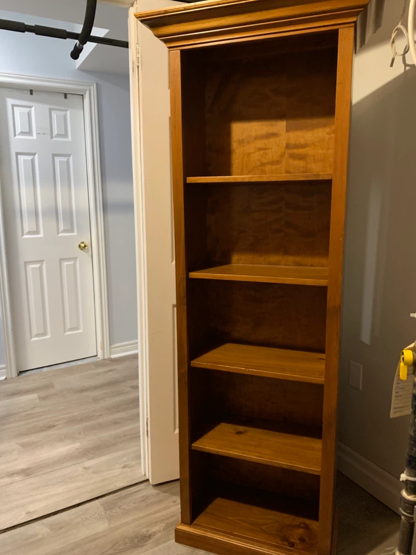 Wooden Bookshelf - photo 3