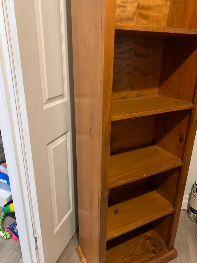 Wooden Bookshelf - photo 5