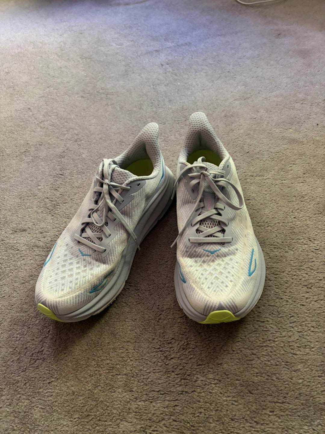 Women’s Hoka Clifton 9 - Size 10D - photo 3