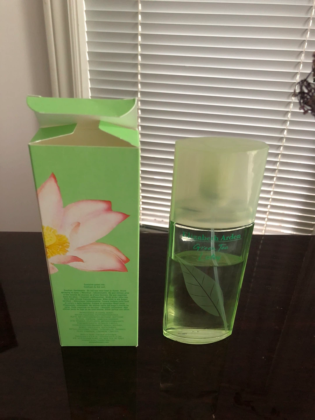 Elizabeth Arden Green Tea Lotus Eau de Toilette Spray 100ml - photo 2