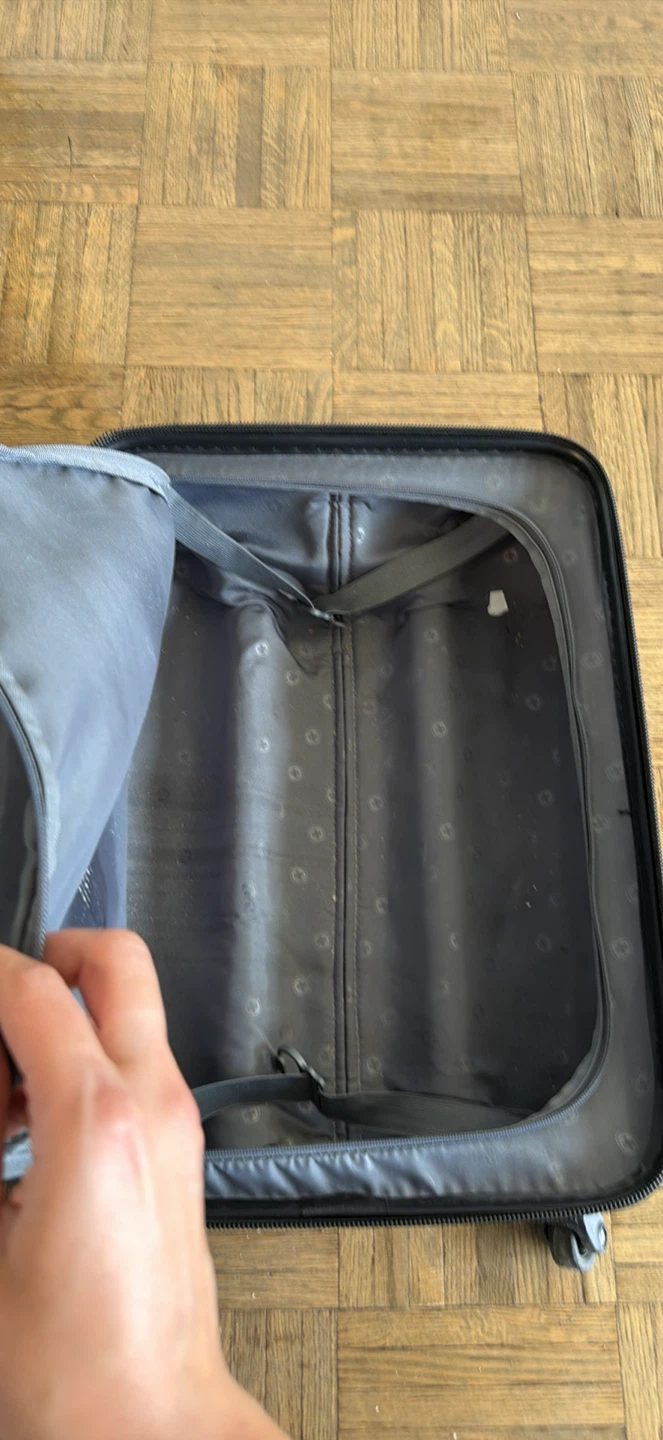 Swiss Gear Carry-On Luggage - photo 2