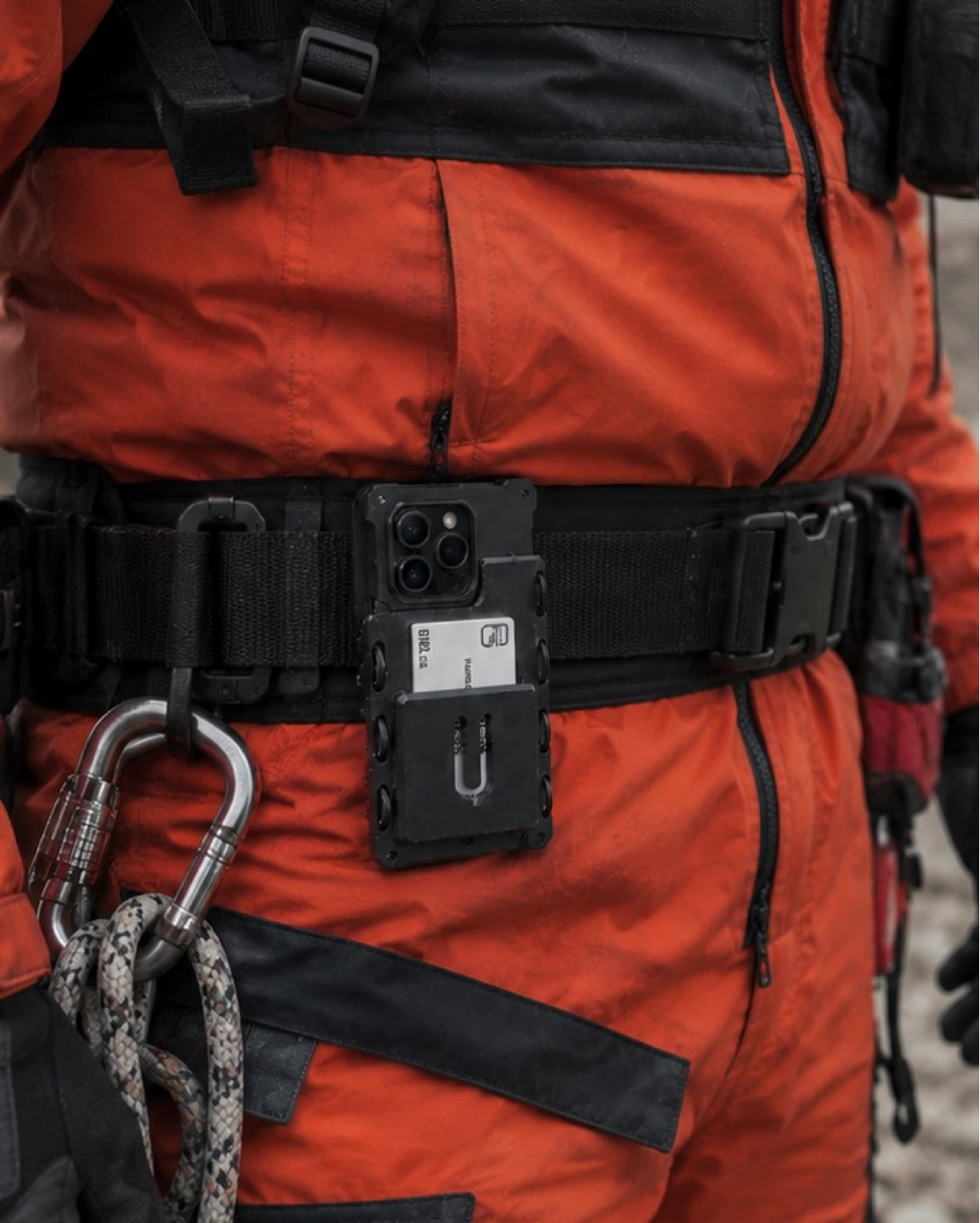 Universal Phone Holder | Secure Retention & Card Storage - photo 4