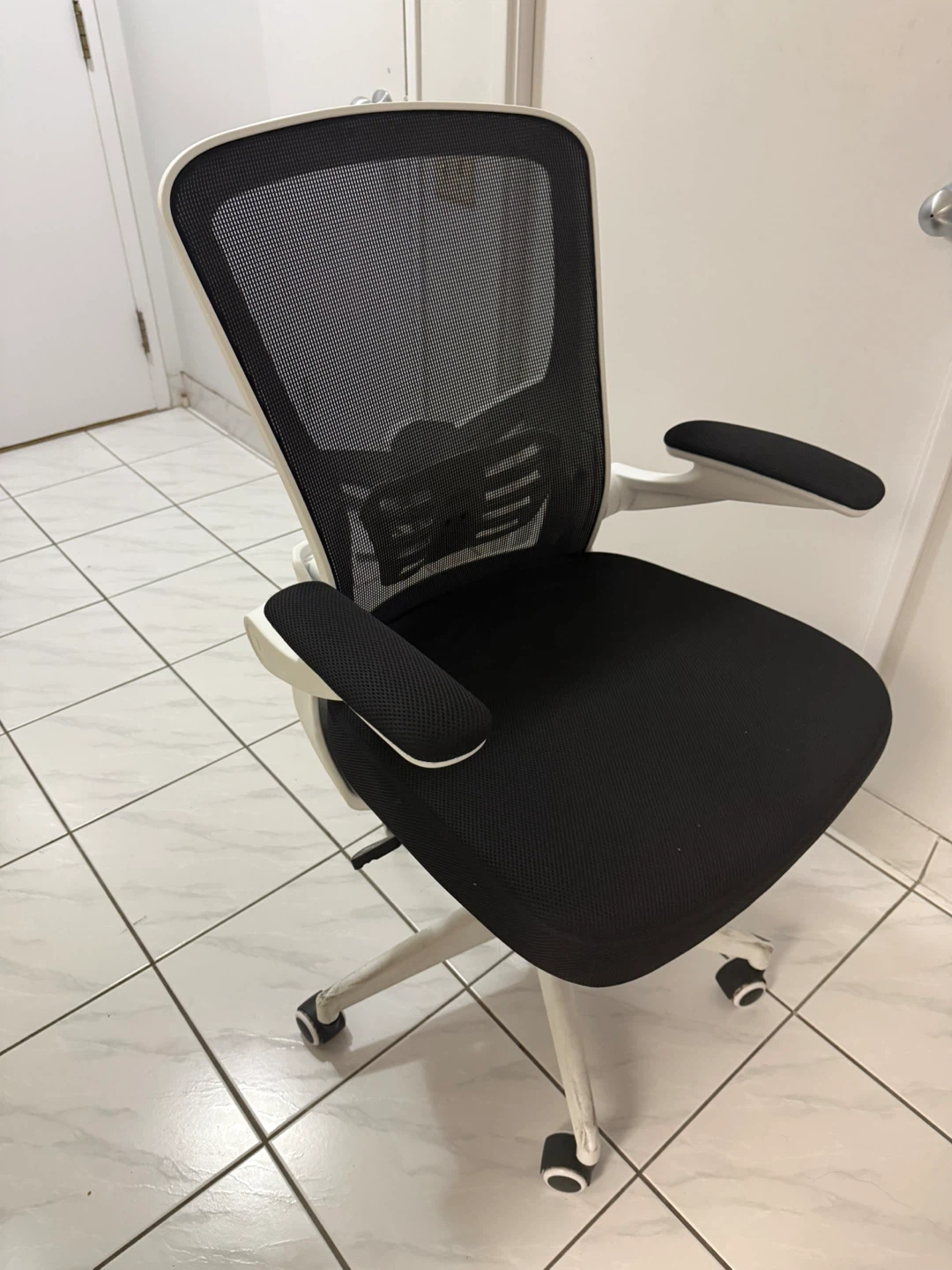 SONGMICS Ergonomic Office Chair– Excellent Condition