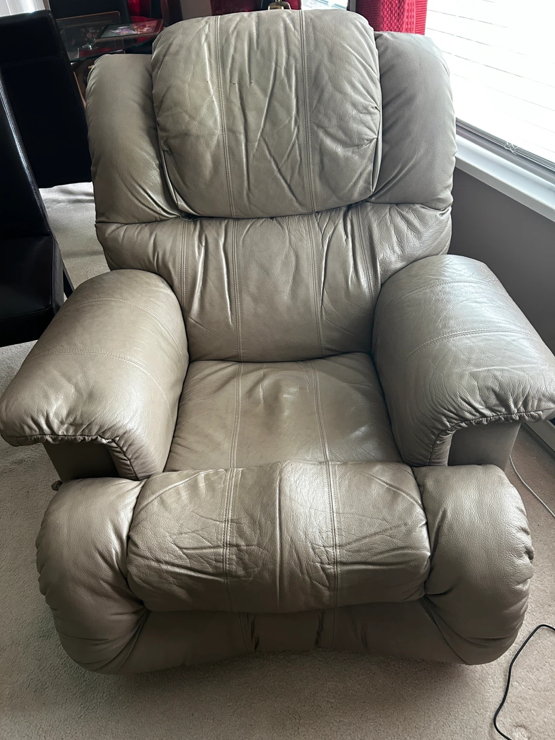 Palliser all-Leather Recliner