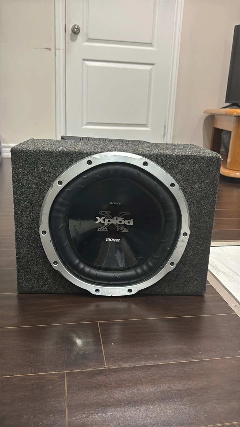 Sony Xplod 1300W Subwoofer - photo 2
