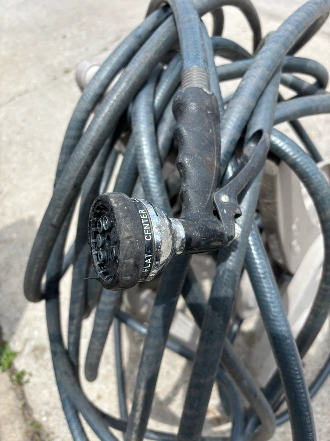 HOSEMOBILE Garden Hose Reel with Sprayer - photo 2