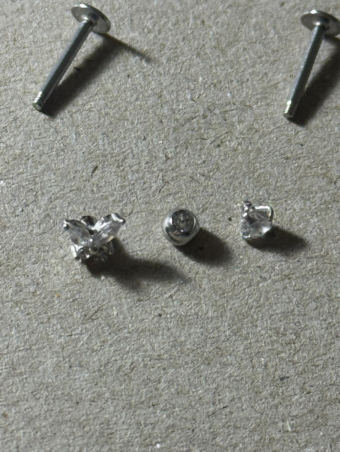 Flat Back / Labaret Studs Set - photo 3