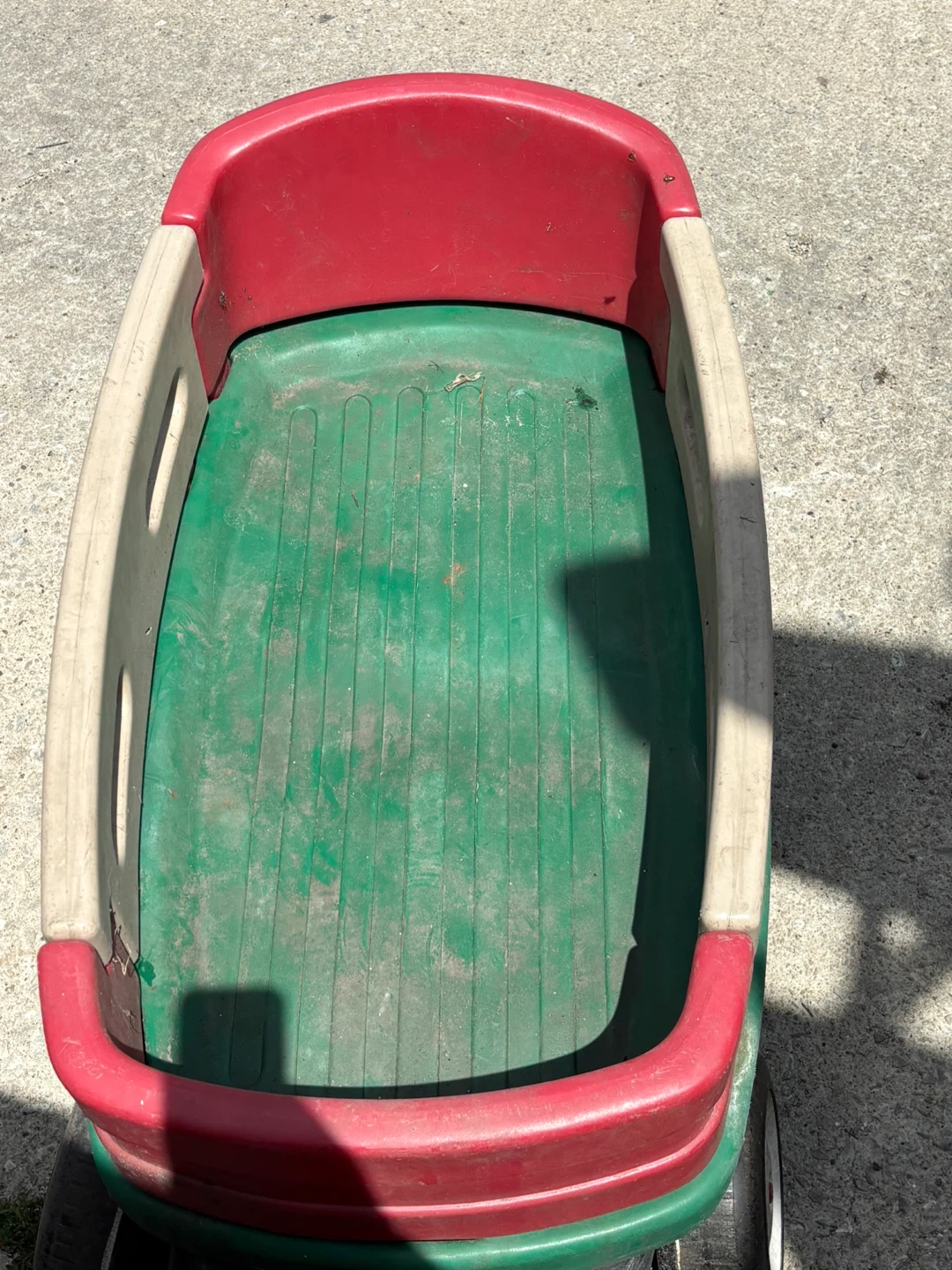 Little Tikes red, green and tan wagon - photo 5