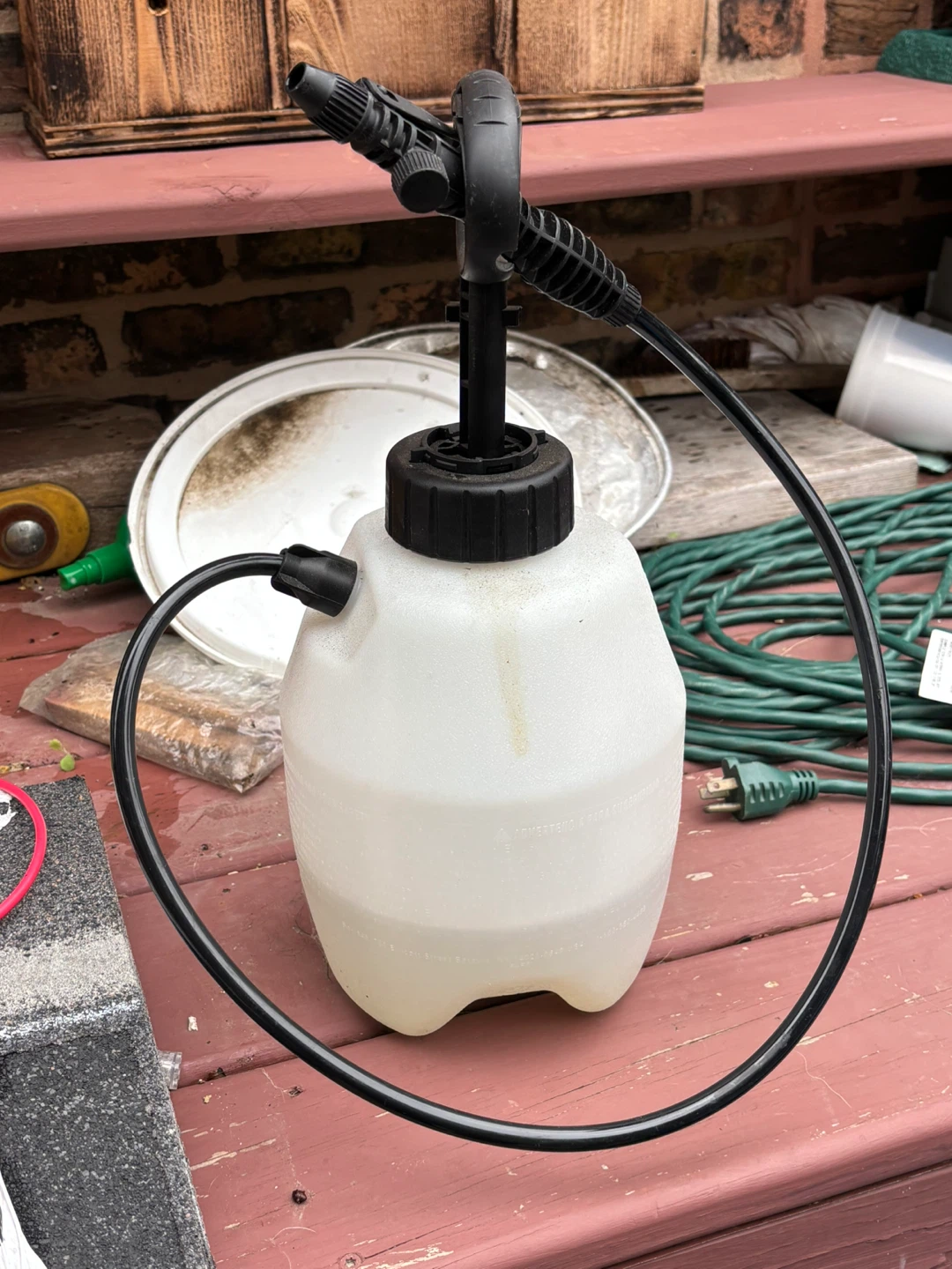 White Pump Sprayer
